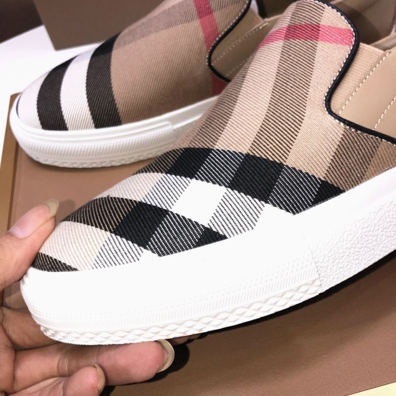 Burberry Low Shoes